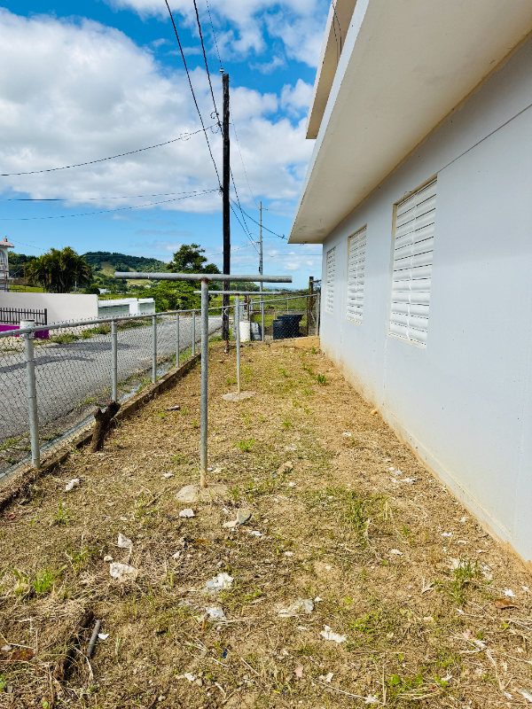 348 Calle 13 #1LEFT - Photo 3 of 14