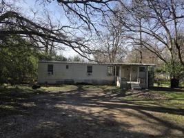 featured image of 77320 2B Harding St, Huntsville Tx