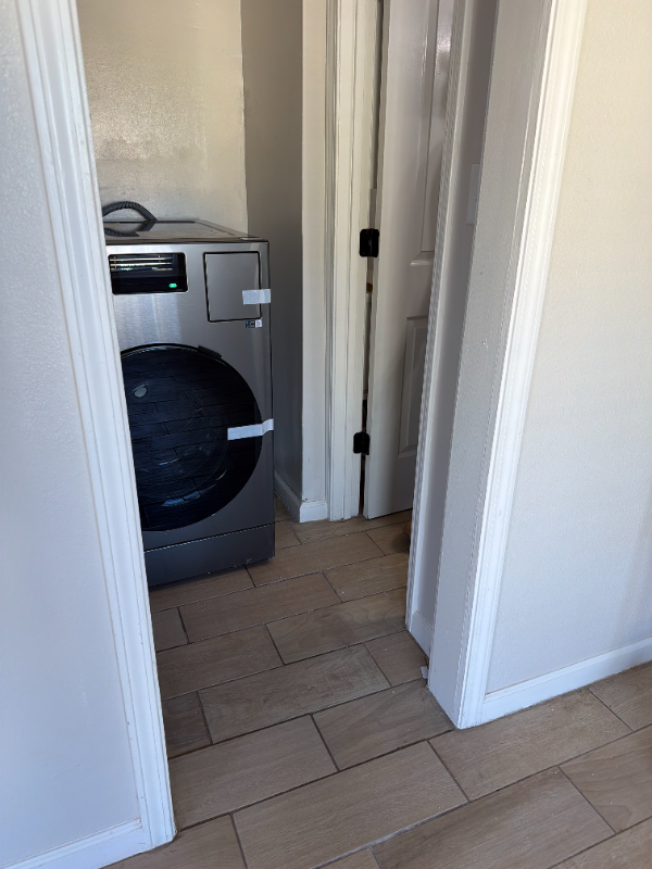 1604 S Denver Ave - Photo 4 of 4