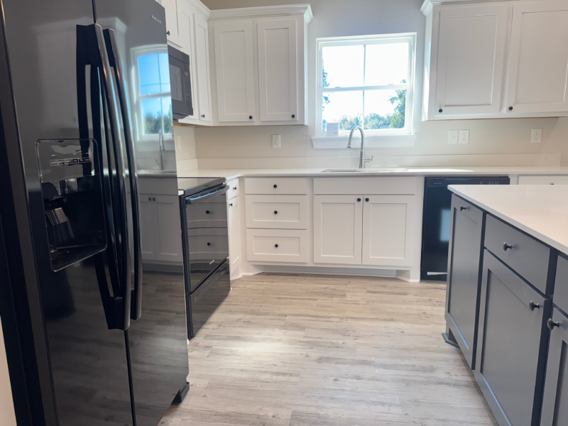 324 #B - Photo 4 of 12