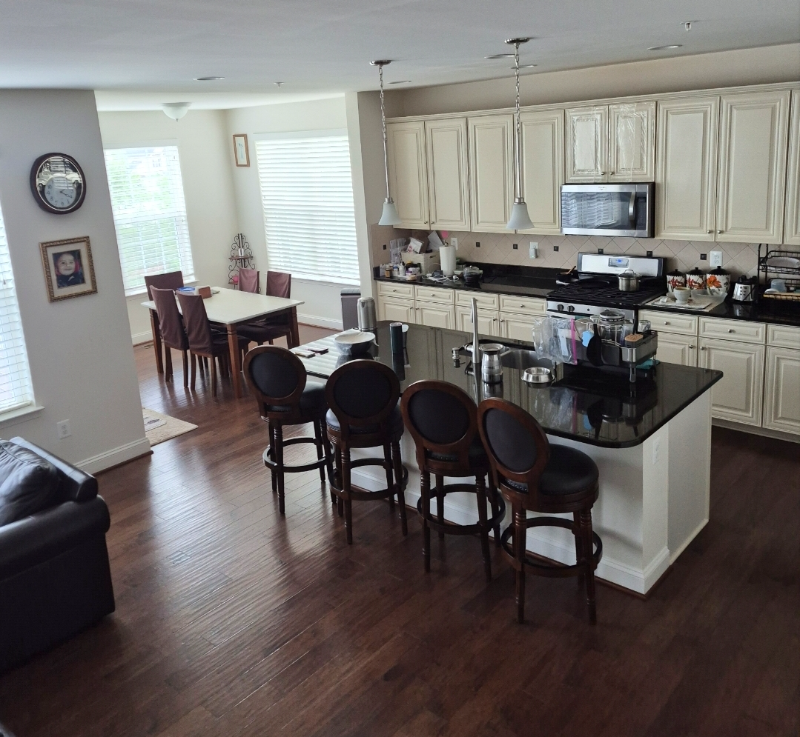 9210 Deer Village Dr - Photo 3 of 7