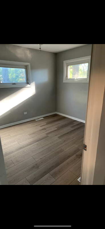 100 W George St - Photo 5 of 6