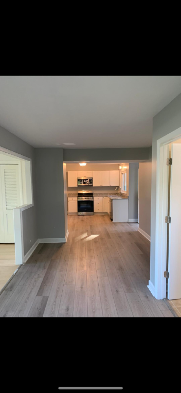 100 W George St - Photo 6 of 6