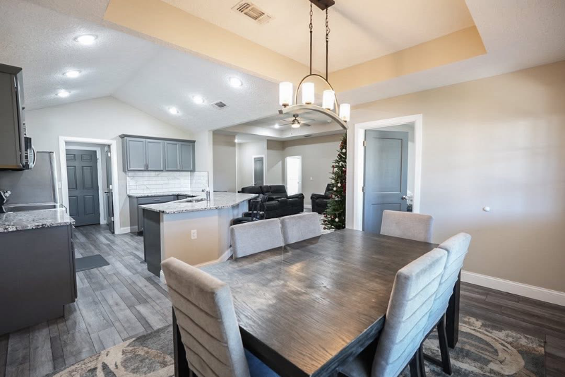 2336 Newman Dr - Photo 6 of 17