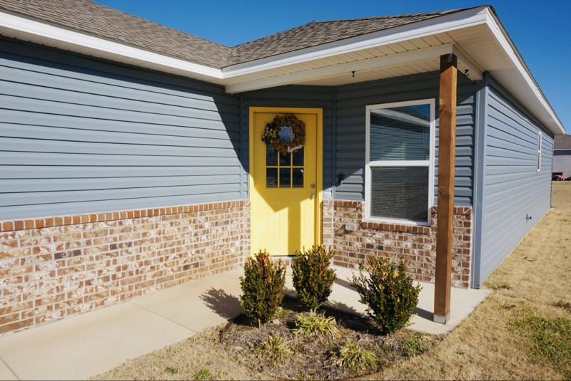 1603 S Blandford St - Photo 2 of 11