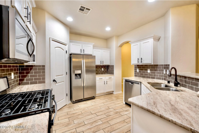 3933 Agua Duro Dr - Photo 3 of 18