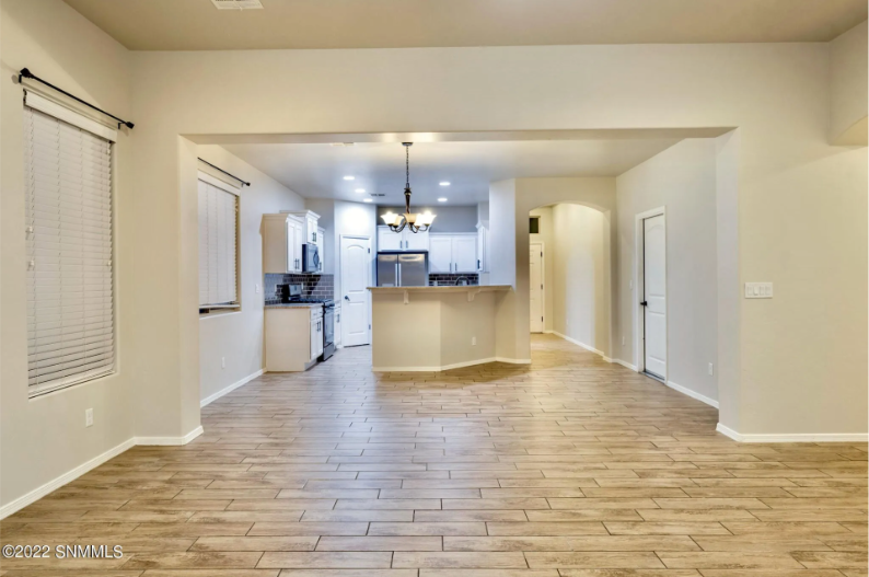 3933 Agua Duro Dr - Photo 4 of 18