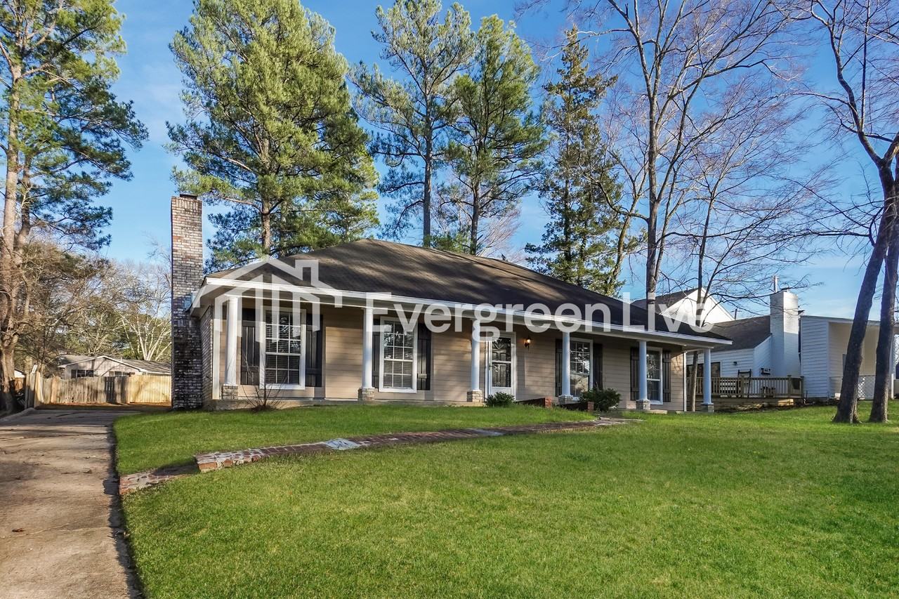 102 Brookhill Cv - Photo 2 of 15