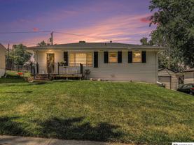 9418 Meredith Ave - Photo 1 of 1