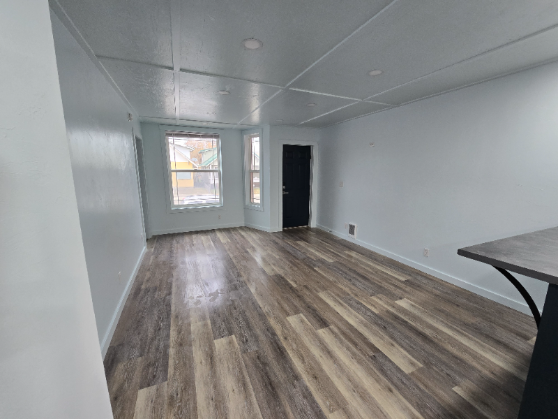 1130 E 2nd St #A - Photo 4 of 20