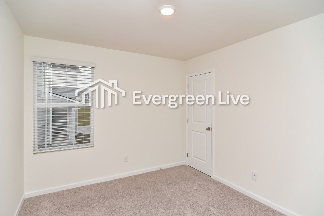 3572 Fellowship Rd - Photo 4 of 16