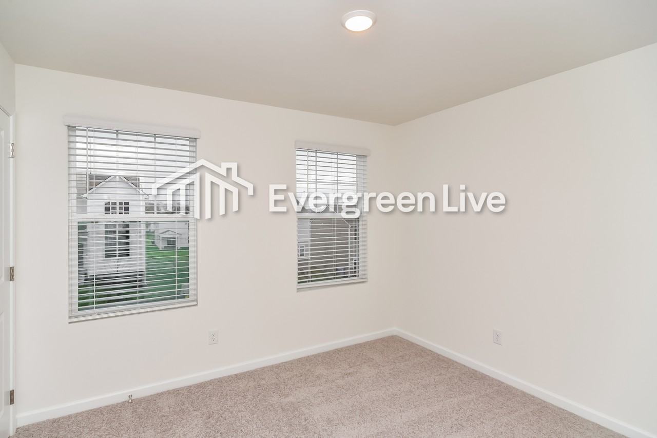 3572 Fellowship Rd - Photo 6 of 16