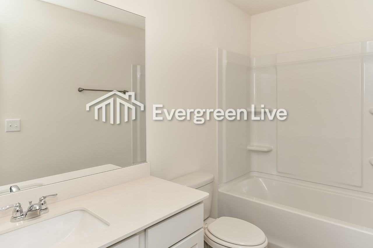 169 Snowdrop Ave - Photo 5 of 15