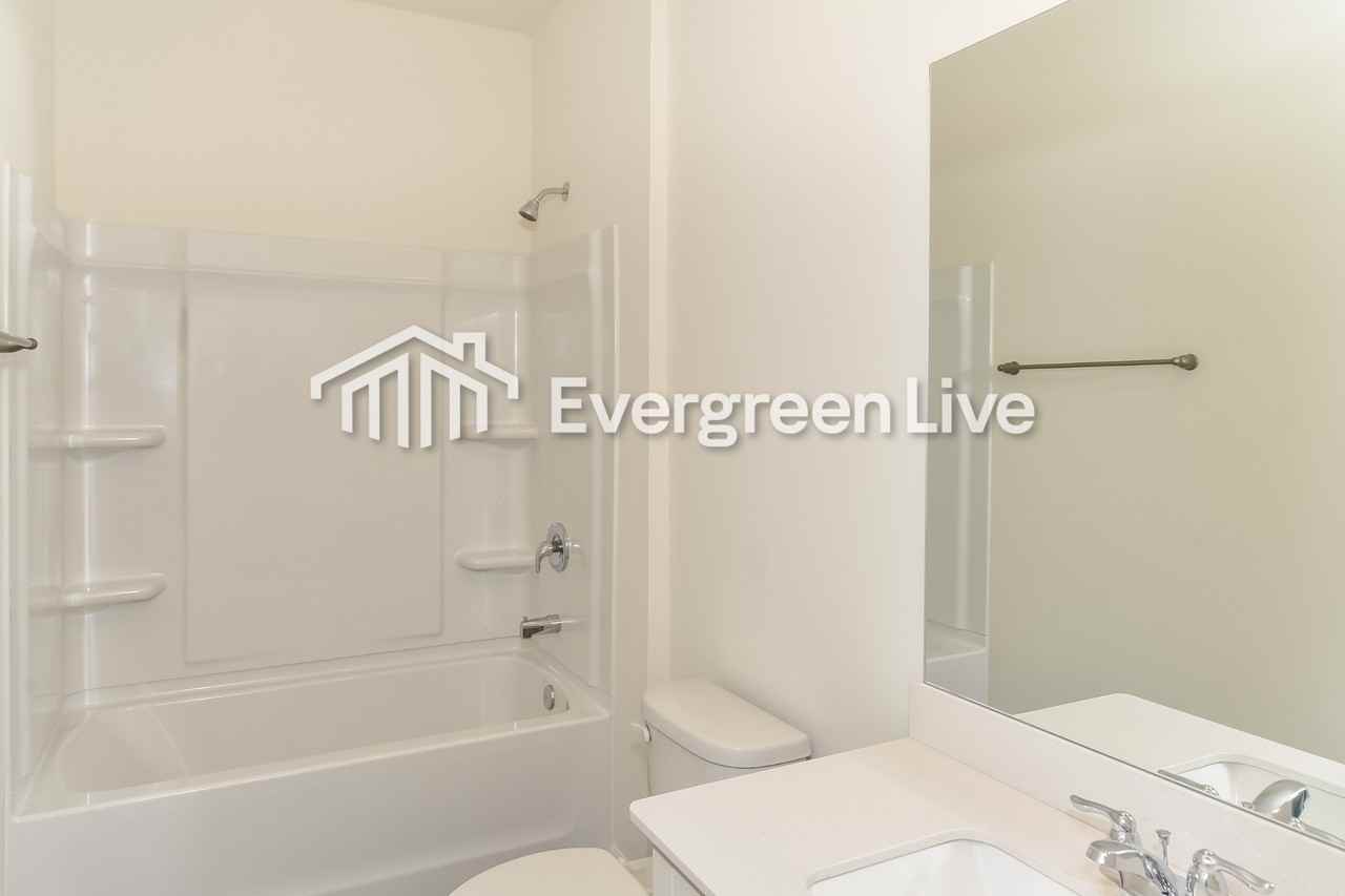 169 Snowdrop Ave - Photo 6 of 15