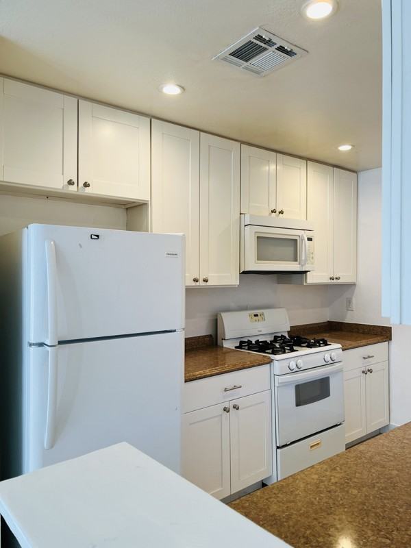 32655 Aurora Vista Rd #B - Photo 5 of 13