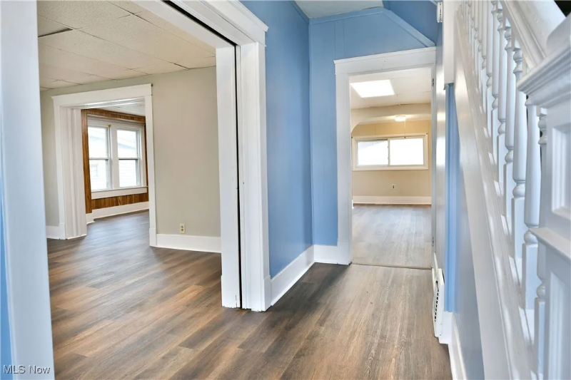 2785 Deforest Rd Se - Photo 2 of 19