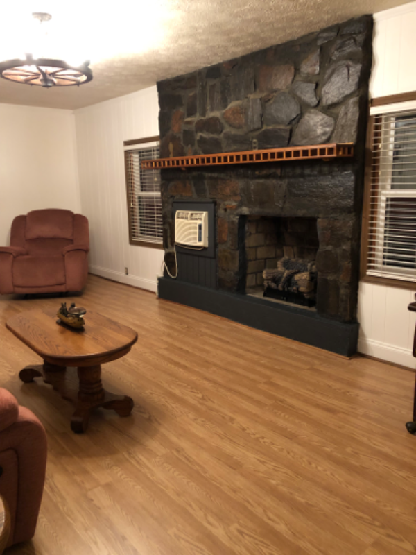 429 Hollywood Church Rd - Photo 4 of 14