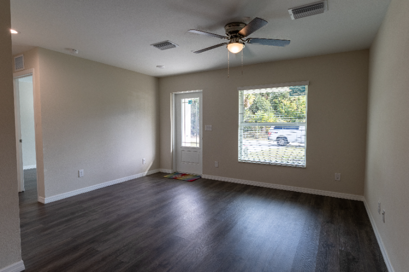 2021 Fraser St - Photo 2 of 15