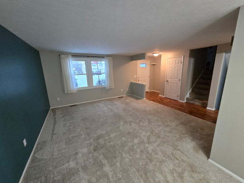 3842 Farmbrook Dr - Photo 5 of 18