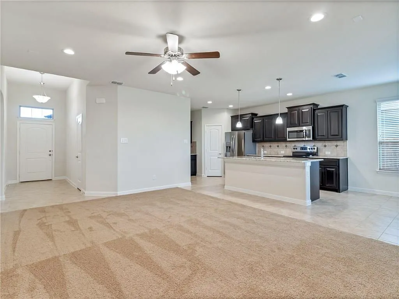 4820 Bronzeleaf Ln - Photo 3 of 10