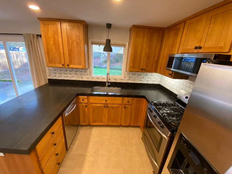 10375 Sw Johnson St - Photo 4 of 11