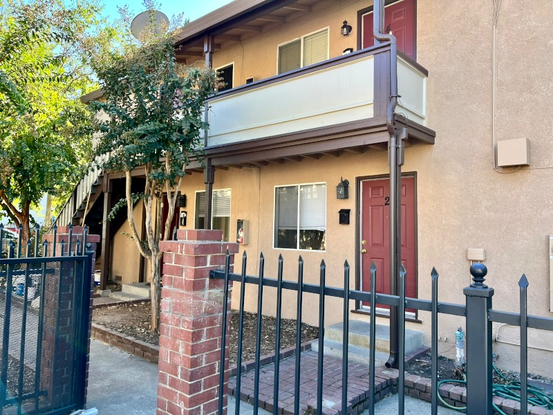 1916 7th St #1-4 - Photo 3 of 14