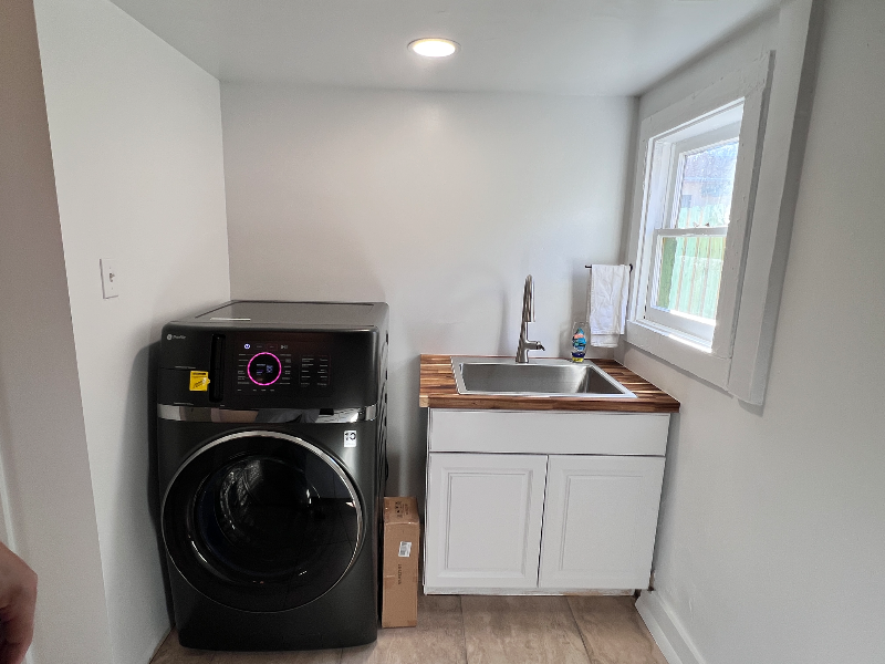 1318 W Monroe St #3 - Photo 4 of 13