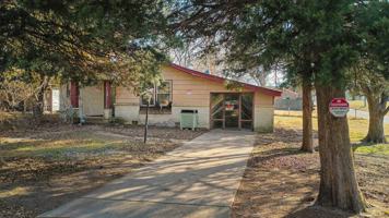 featured image of 500 Mclain St