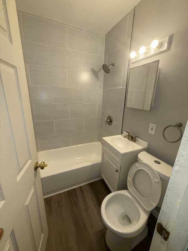 1111 Louis St - Photo 6 of 6