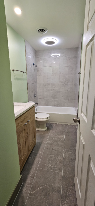 223 Washington Sq #D - Photo 5 of 10