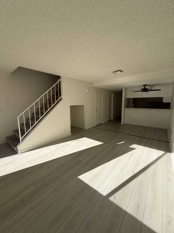 43711 Challenger Way #15 - Photo 3 of 13