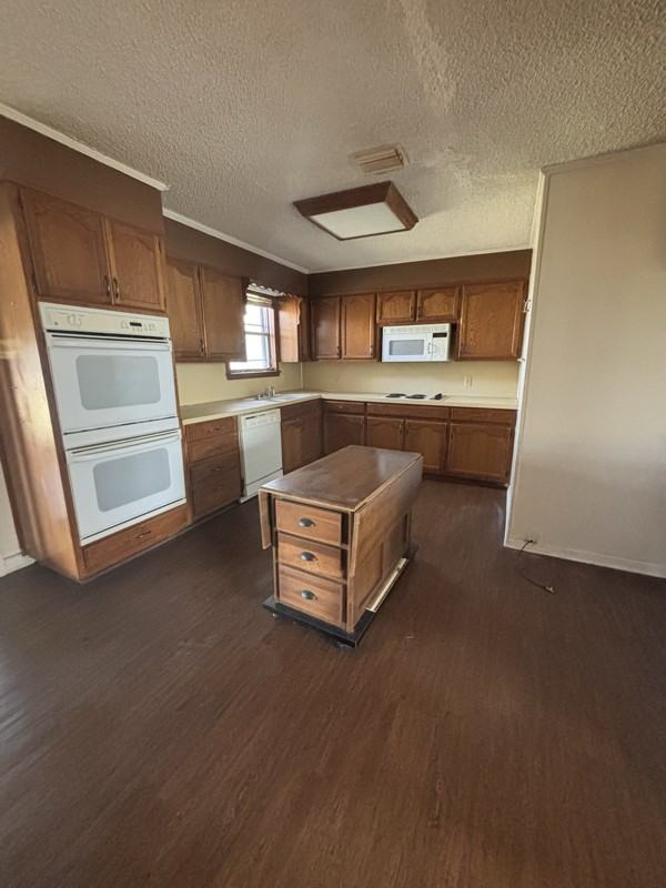 219 Rosemary St - Photo 6 of 20