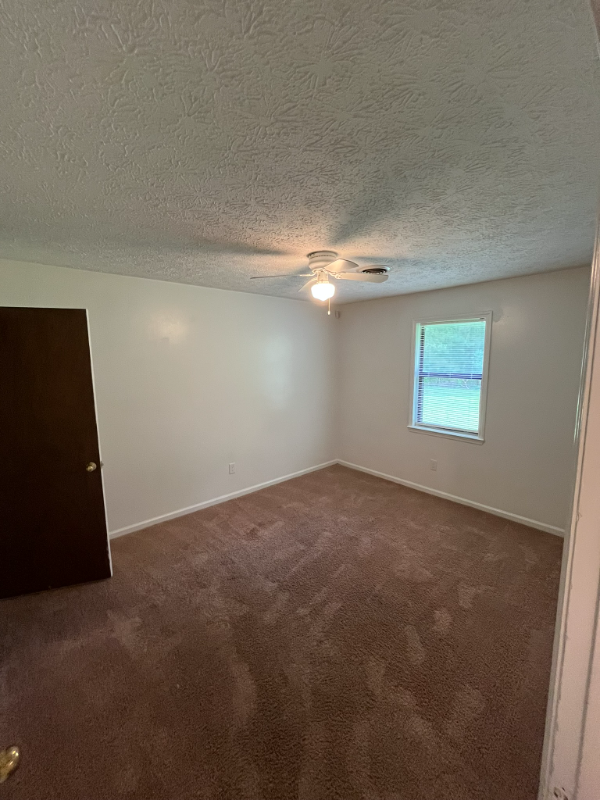 108 Jay Ln #B - Photo 6 of 7