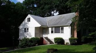 9 Ridgeland Rd - Photo 1 of 1