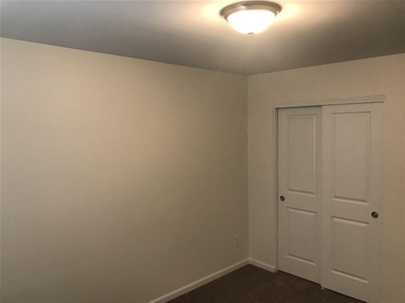 9745 Seed St - Photo 3 of 14