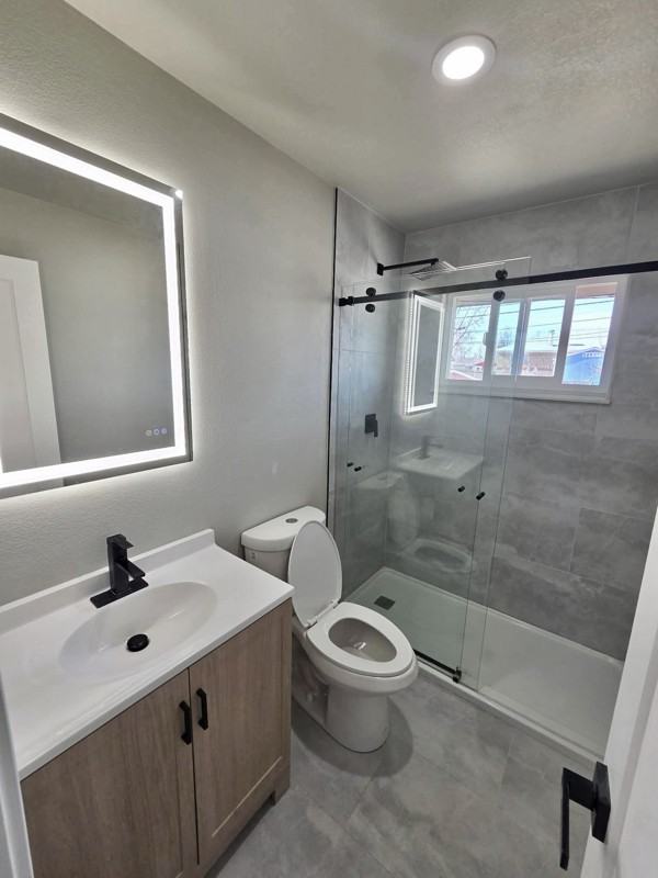 7831 Shoshone St - Photo 5 of 12