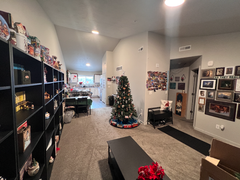 67 W Center St - Photo 2 of 13