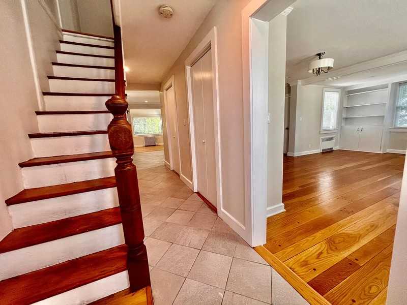 130 Harrison Ave - Photo 5 of 8