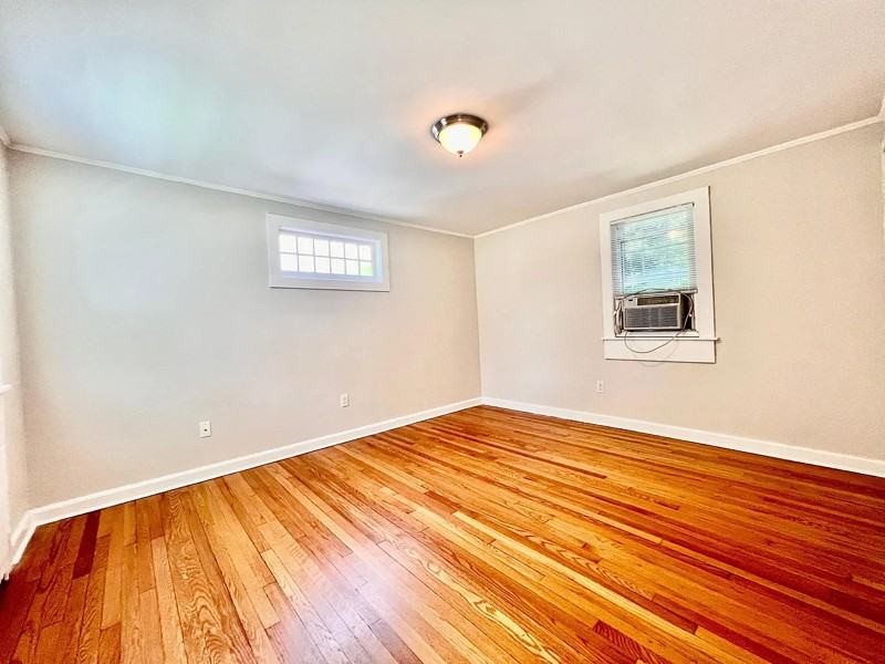 130 Harrison Ave - Photo 6 of 8