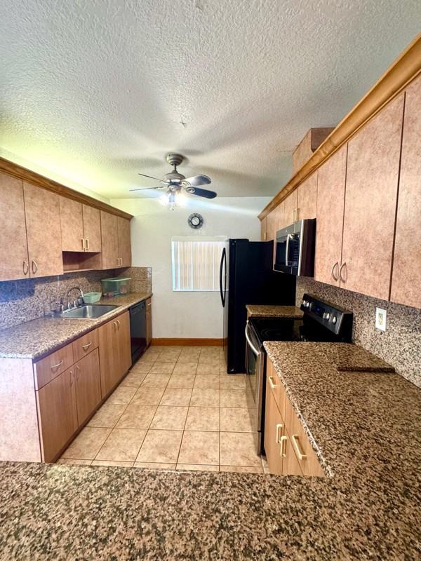 1285 Ne 143rd St - Photo 7 of 12