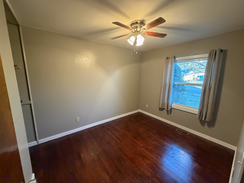 3526 Berwick Dr - Photo 4 of 9