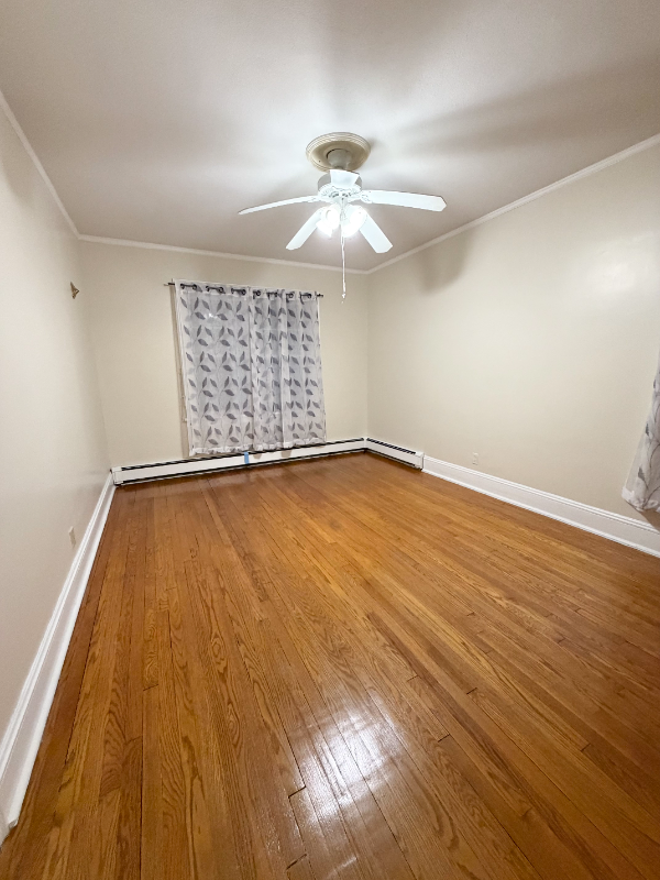 715 Western Ave #1 - Photo 6 of 11