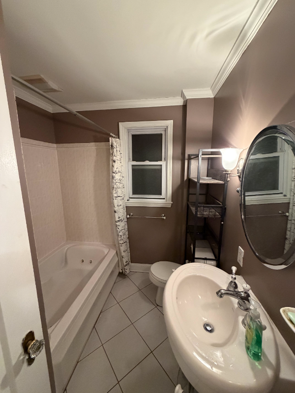 715 Western Ave #1 - Photo 6 of 10