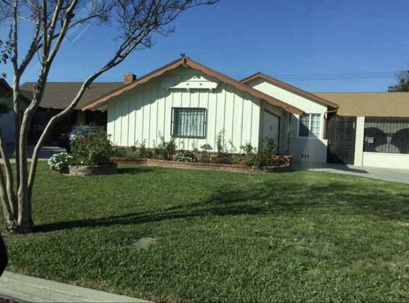 10063 Faywood St - Photo 2 of 33