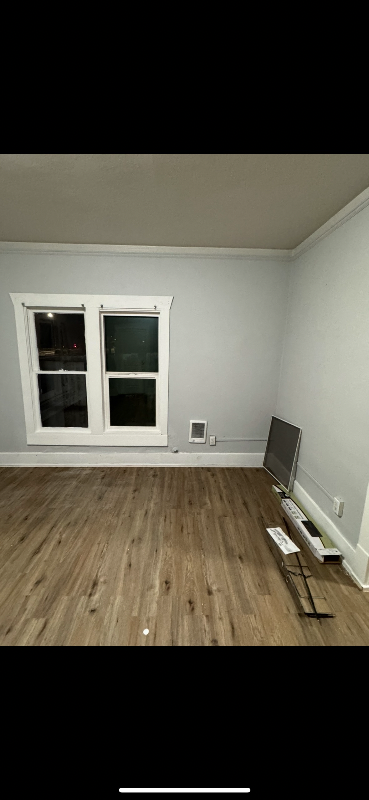 216 Methow St #1 - Photo 4 of 6