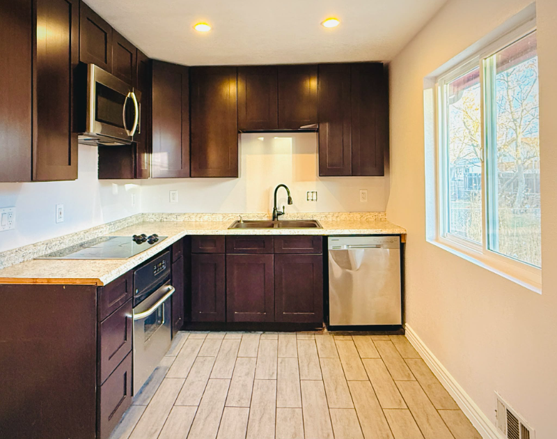 7520 W Oregon Dr - Photo 6 of 14