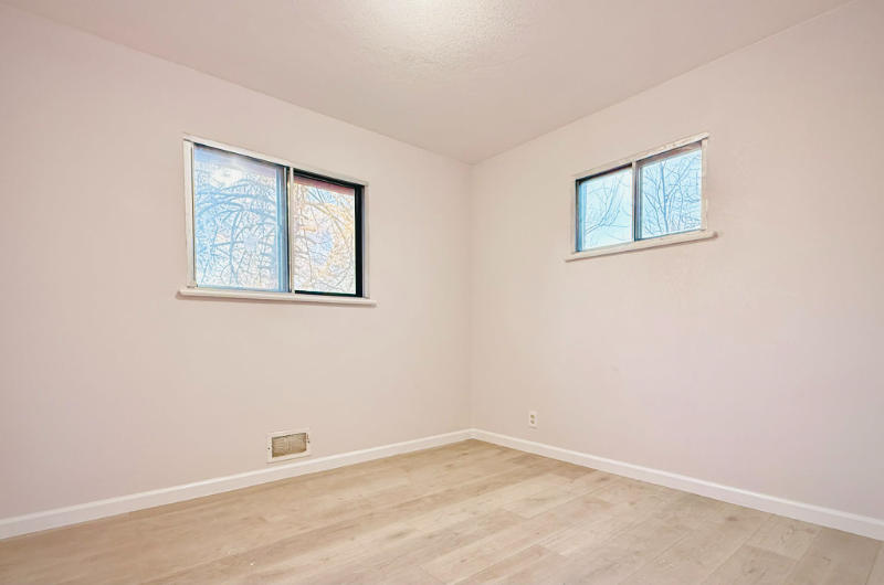 7520 W Oregon Dr - Photo 7 of 14