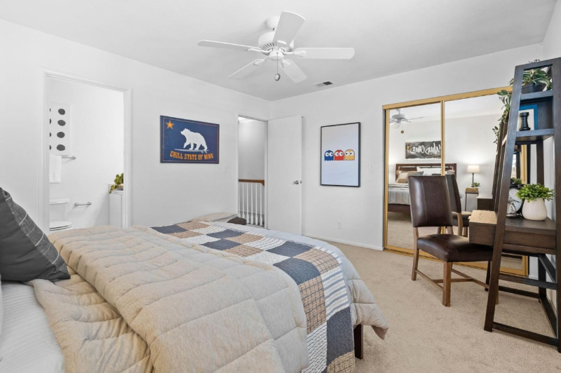 149 Redding Rd - Photo 5 of 15