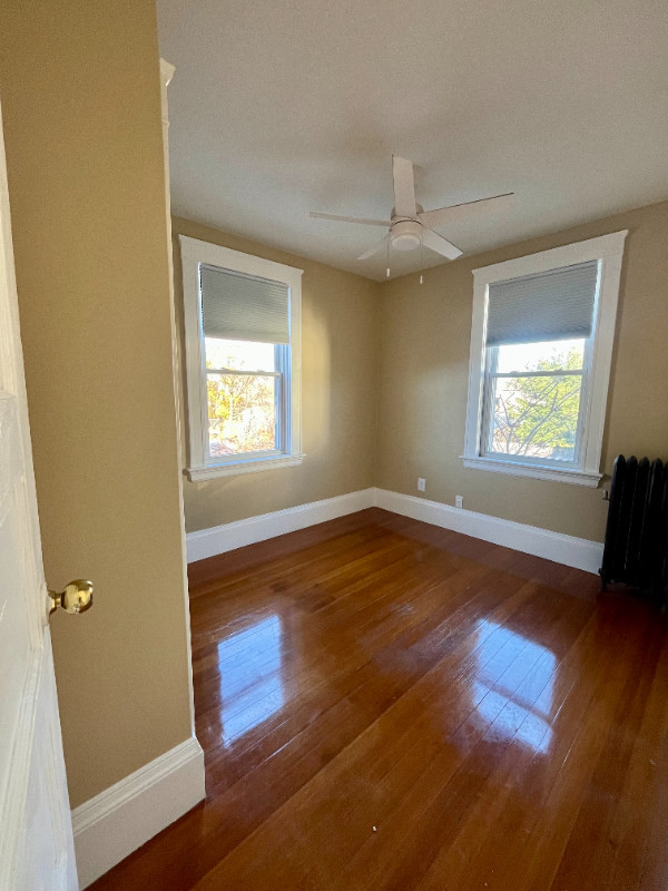 171 Bluff Ave - Photo 4 of 9