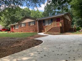 featured image of 120 Clearview Dr #120